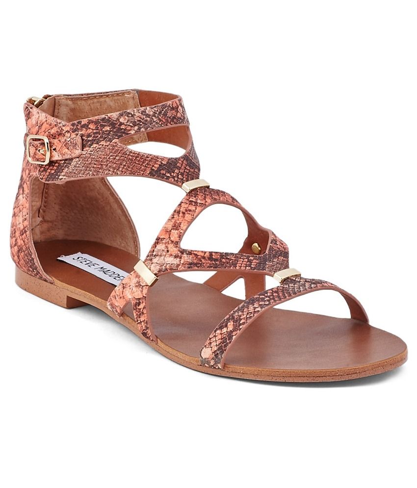 steve madden tan flat sandals