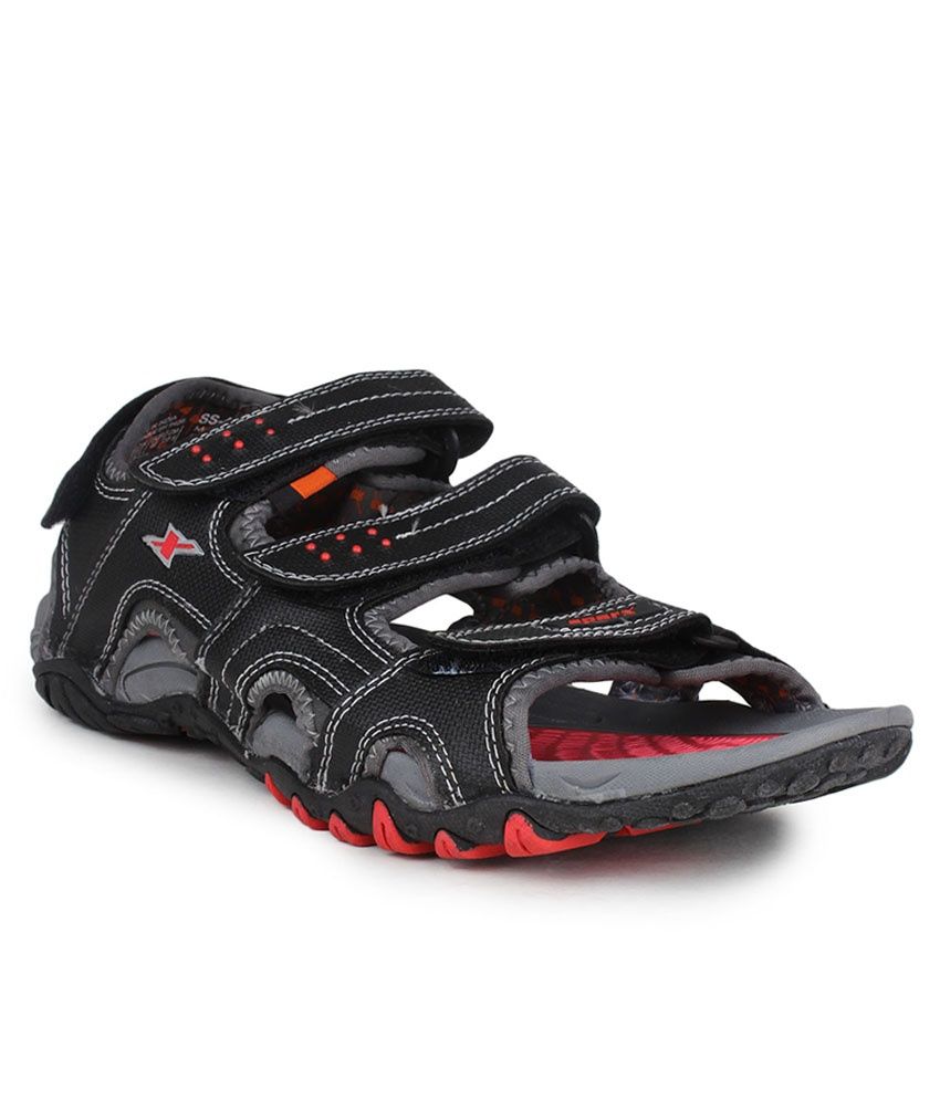 sparx sandals black price