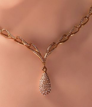 Kim's Enchanting CZ Stone Necklace Set