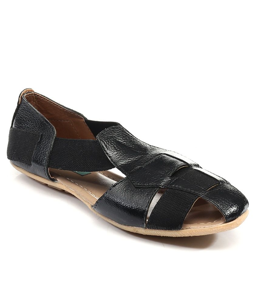 catwalk flat sandals