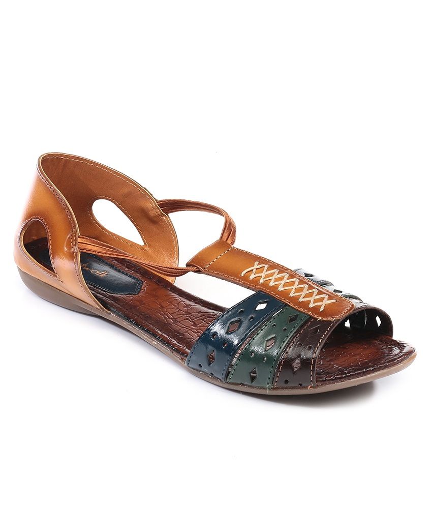 sandals beige flat