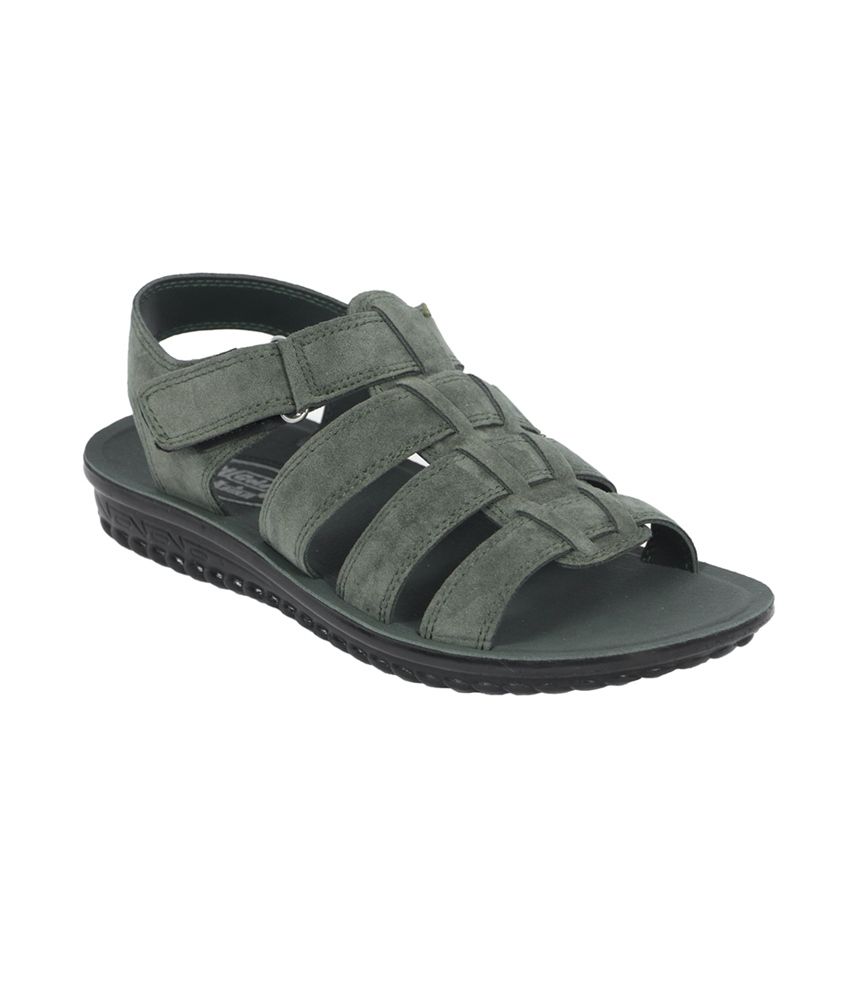Asian Green Daily Wear Sandals For Men Price in India- Buy Asian Green Daily Wear Sandals For 