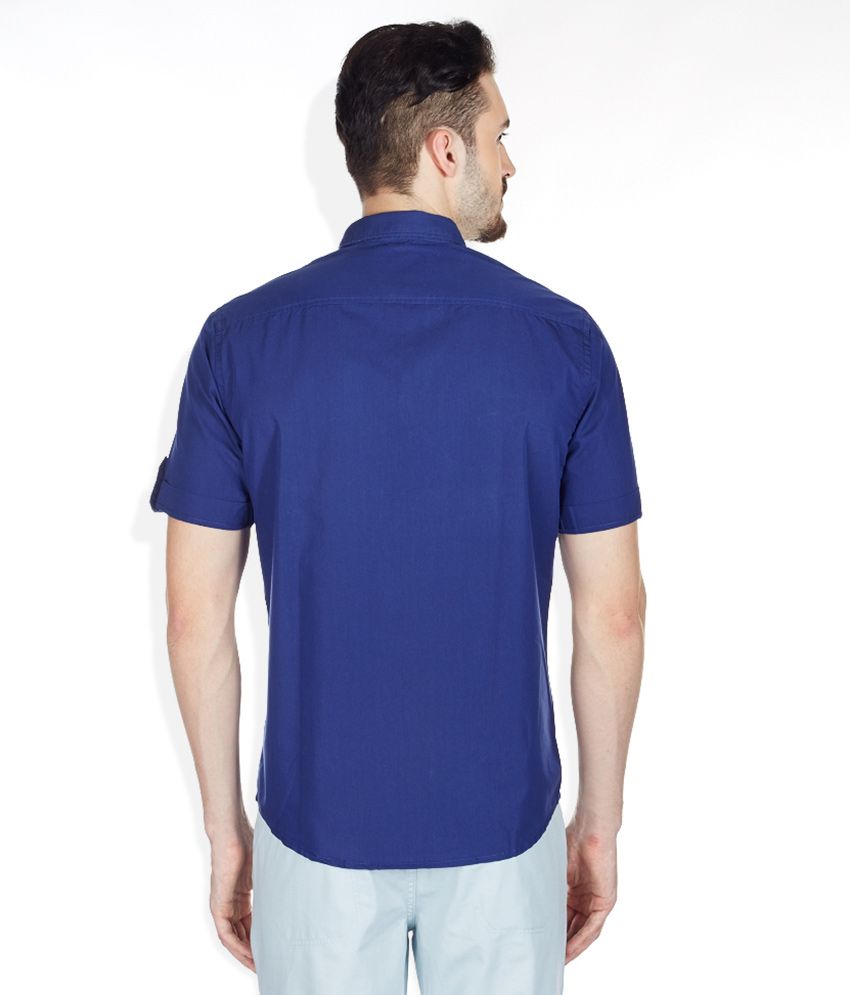 john players blue shirt
