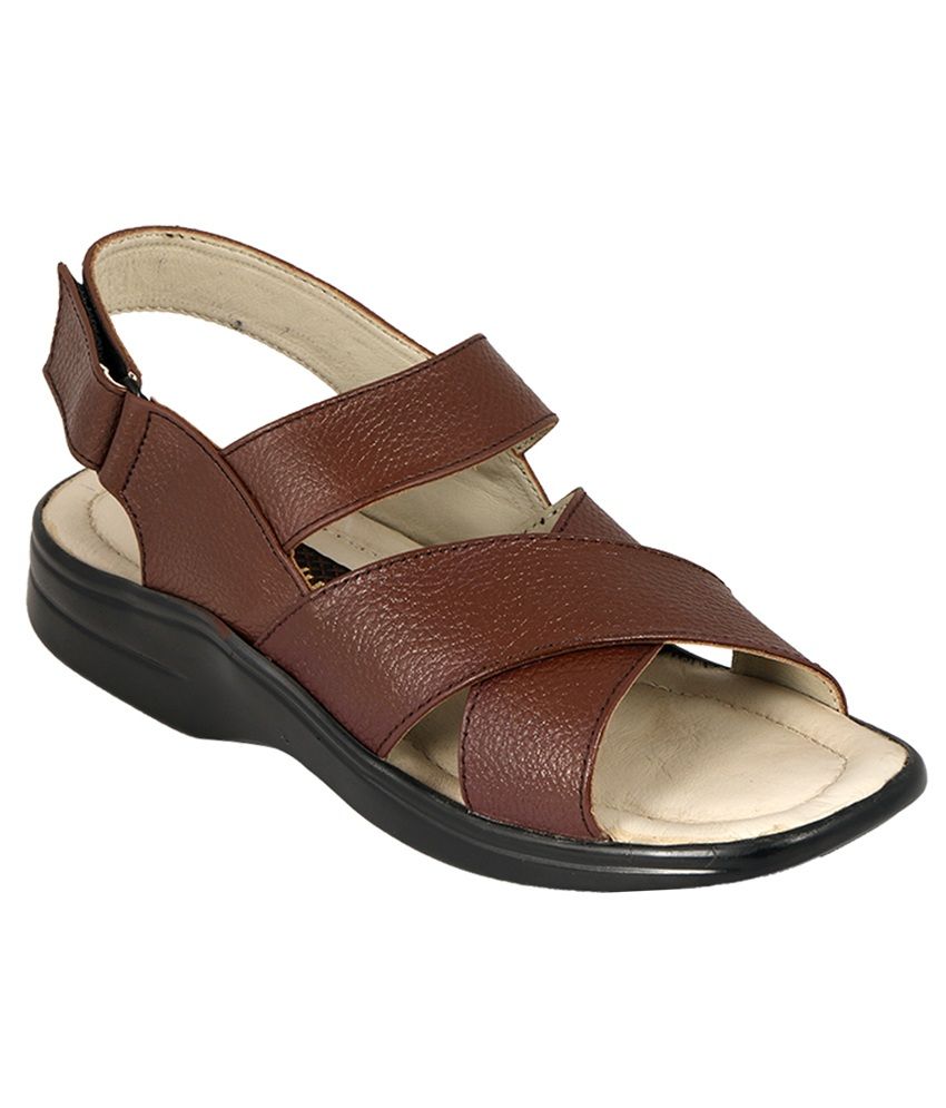 Vittaly Velcro Daily Wear Sandals - Brown Price in India- Buy Vittaly Velcro Daily Wear Sandals 