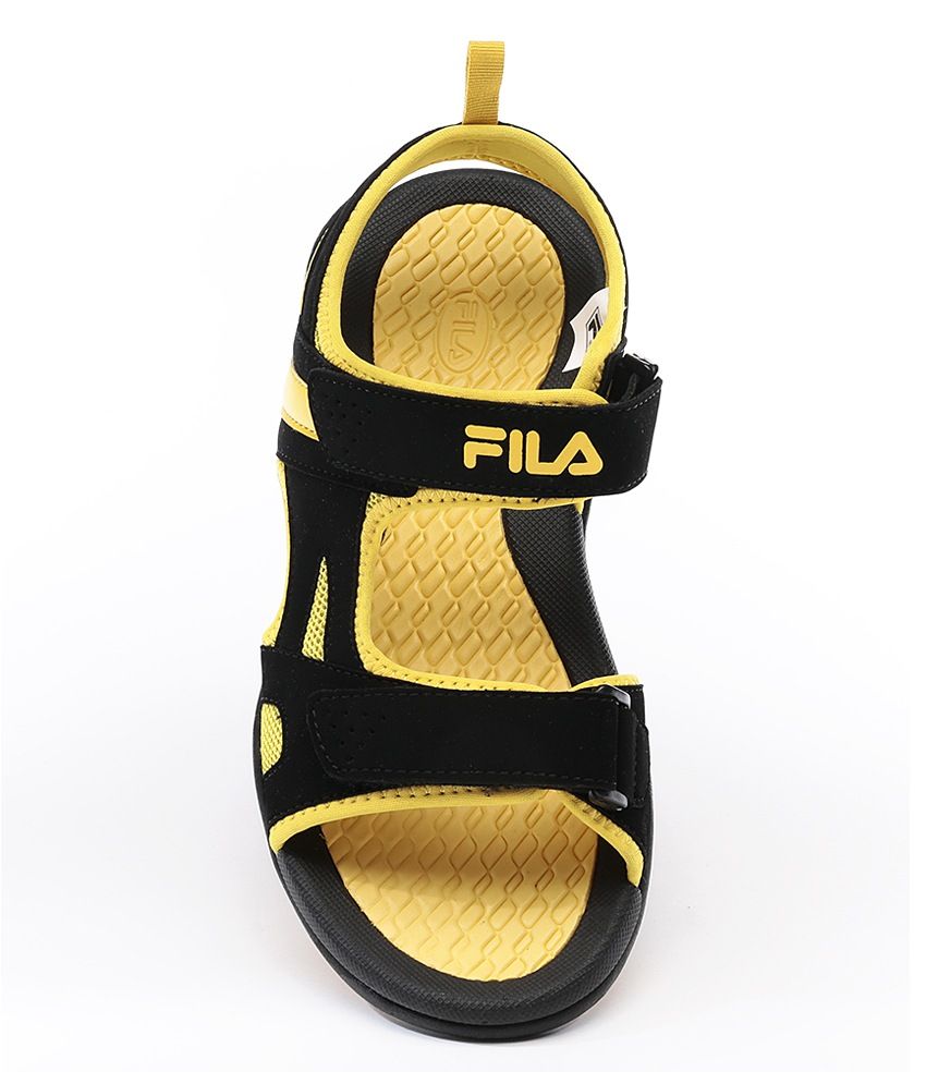 fila floaters myntra