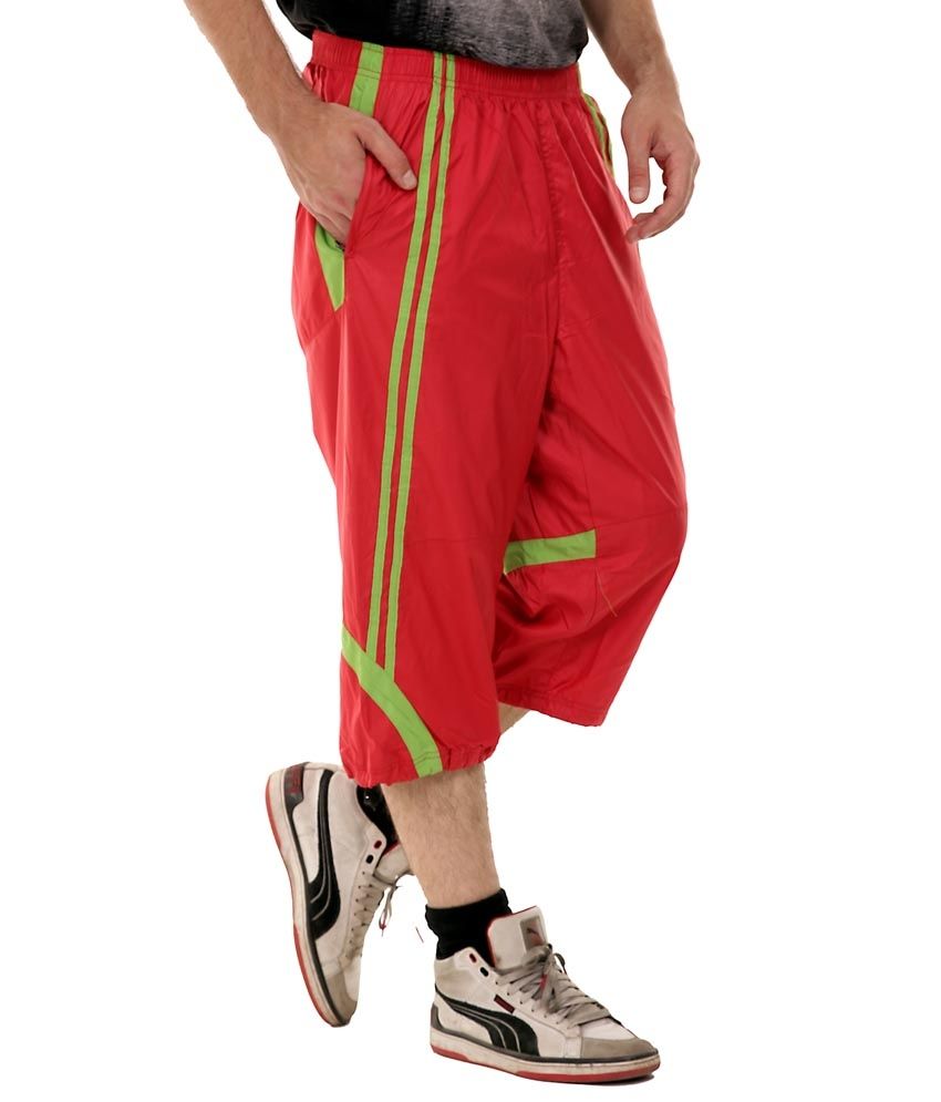 red capris