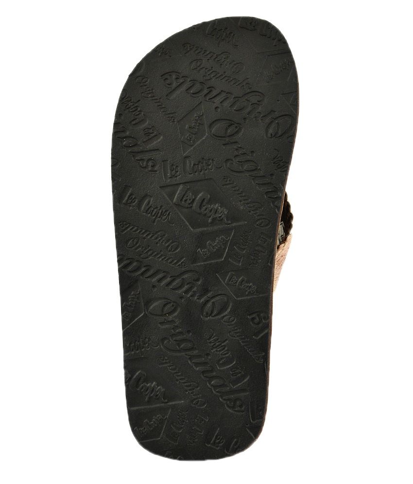 lee cooper flip flops mens