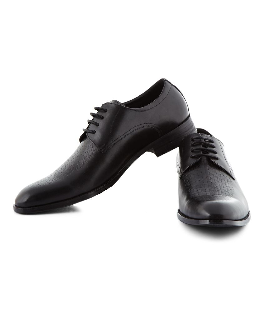 Steve Madden Black Formal Shoes Price in India- Buy Steve Madden Black ...