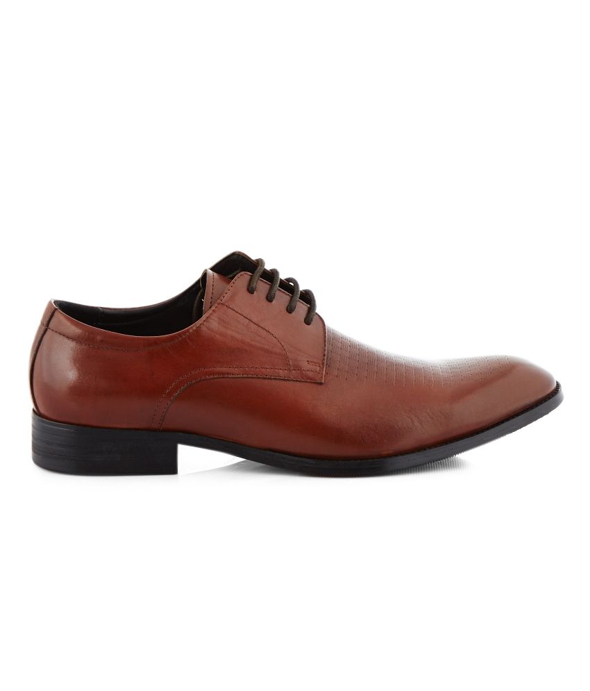 Steve Madden Brown Formal Shoes Price in India- Buy Steve Madden Brown ...