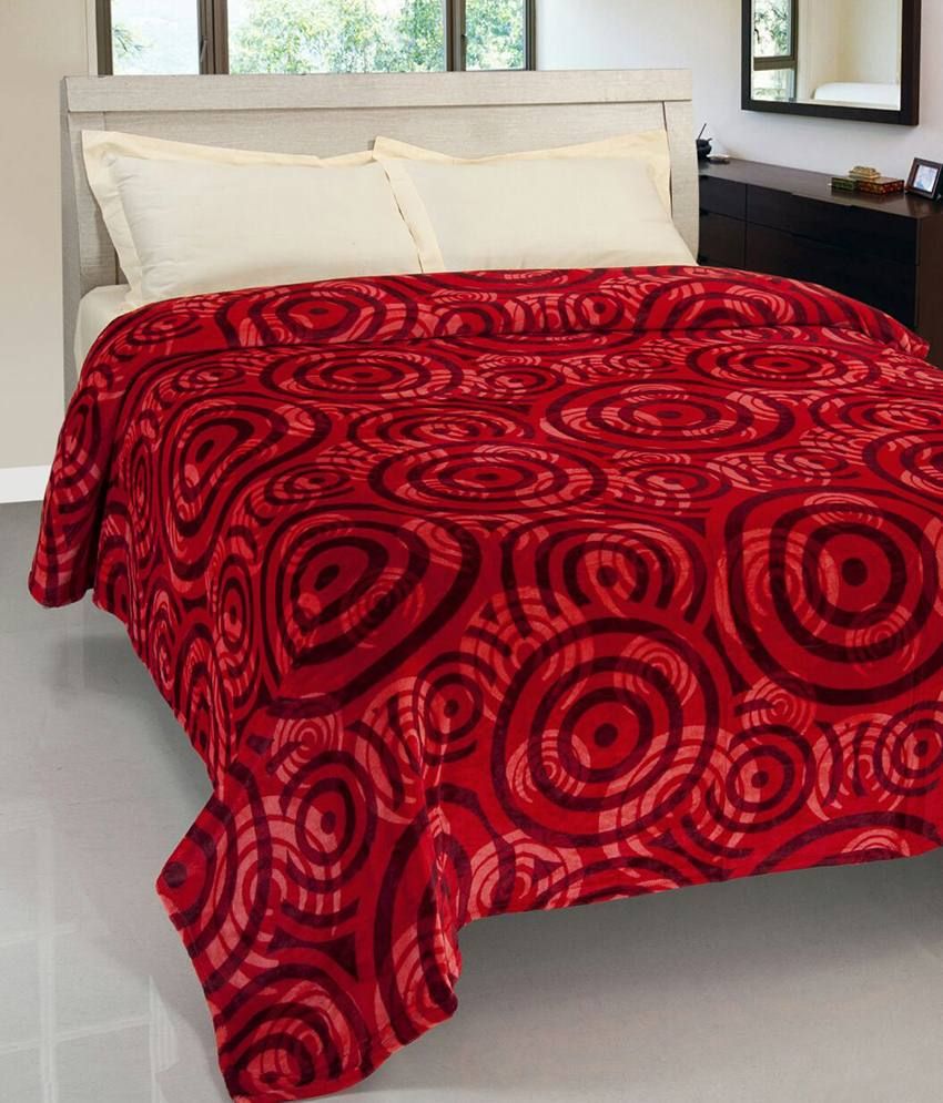 Rose Petal Red Polyester Blanket Buy Rose Petal Red Polyester Blanket