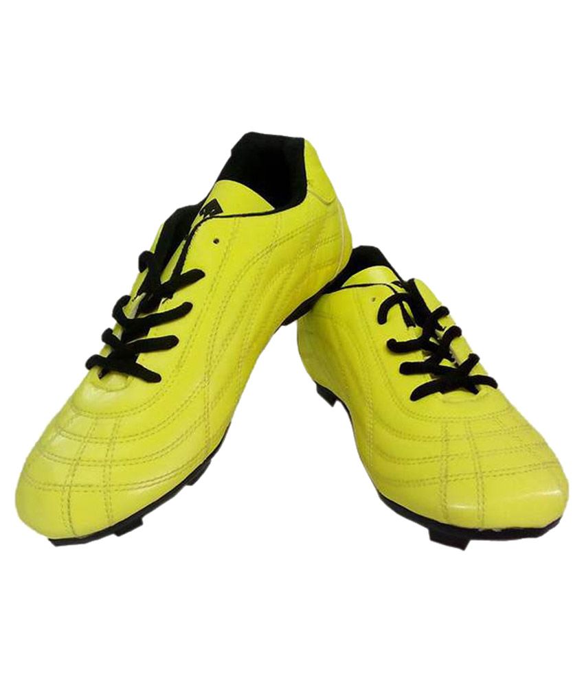 yellow sports shoes men