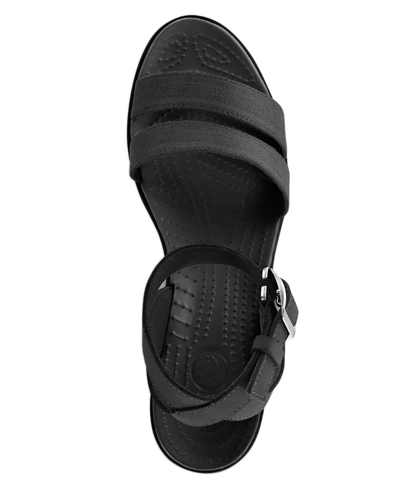 pump crocs