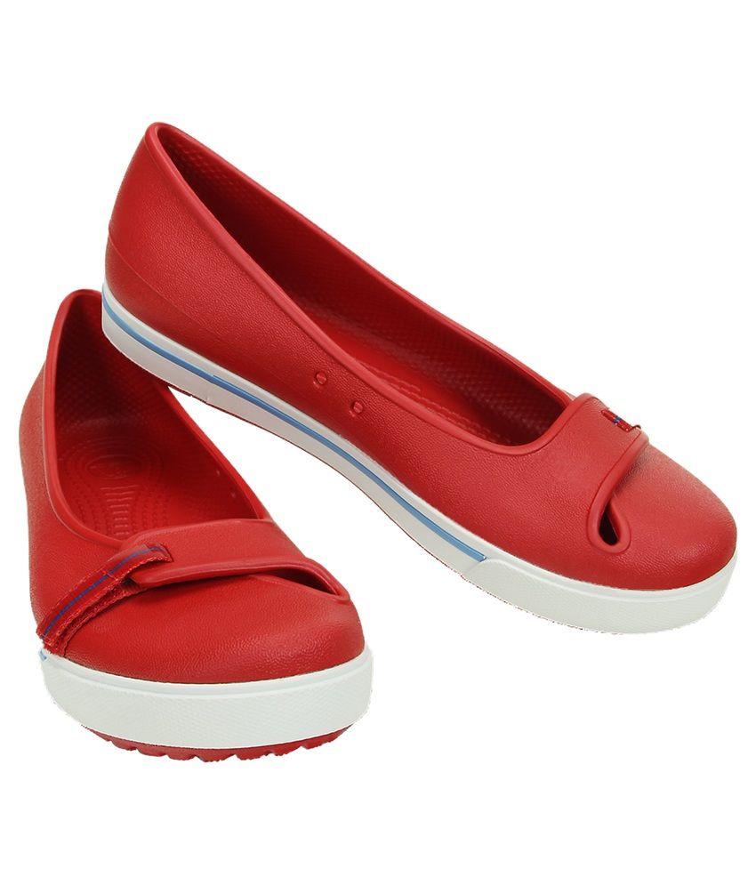 crocs slip on flats