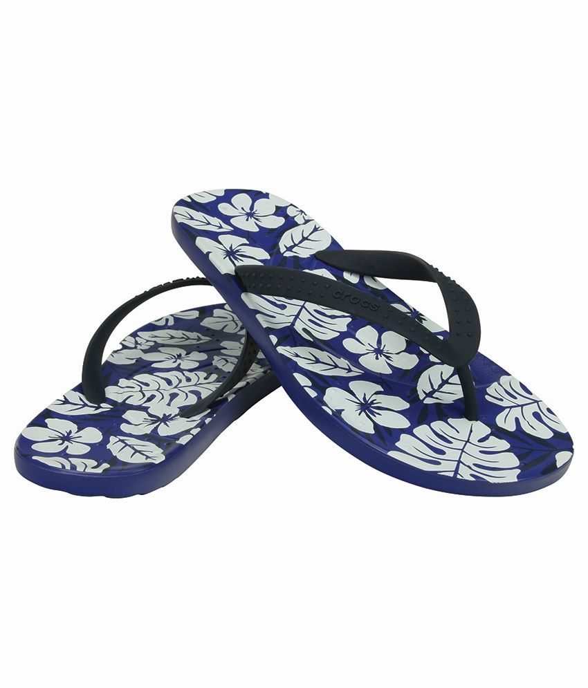 Crocs Navy Relaxed Fit Flip Flops Price in India- Buy Crocs Navy Relaxed Fit Flip Flops Online 