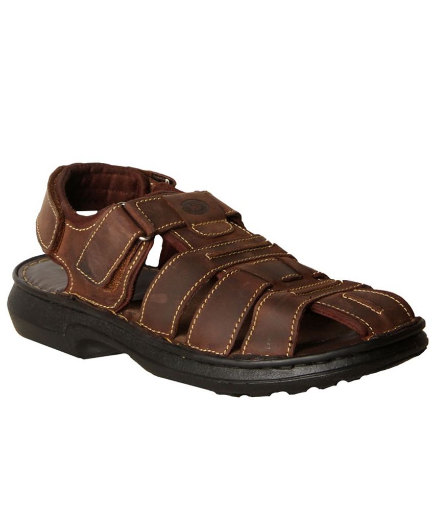 Hush Puppies Brown Sandals Price in India- Buy Hush Puppies Brown