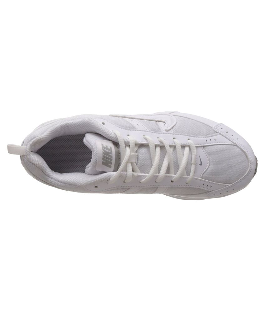 Nike White Sports Shoes For Kids Price in India- Buy Nike White Sports ...