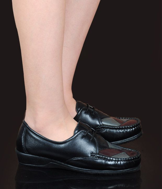 amazon leather shoes price