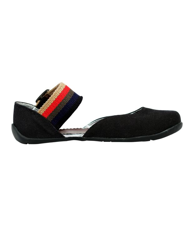 catwalk flat sandals