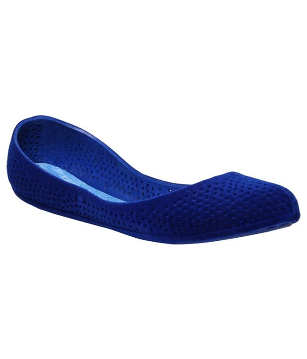 bata sandak rainy shoes price