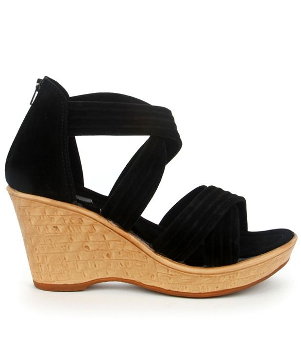 Evetoes Black Cross Over Wedge Heel Sandals Price in India- Buy Evetoes Black Cross Over Wedge 