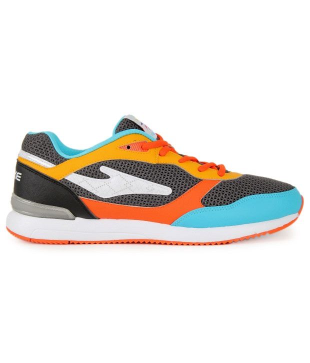 charcoal grey tennis shoes
