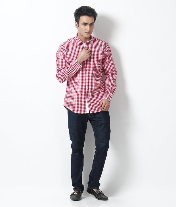 red checkered shirt men