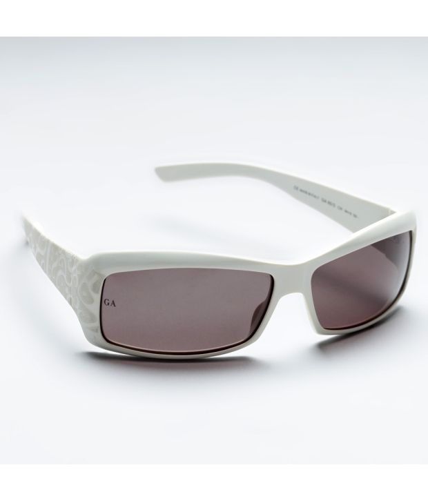 Aprender acerca 39+ imagen giorgio armani white sunglasses
