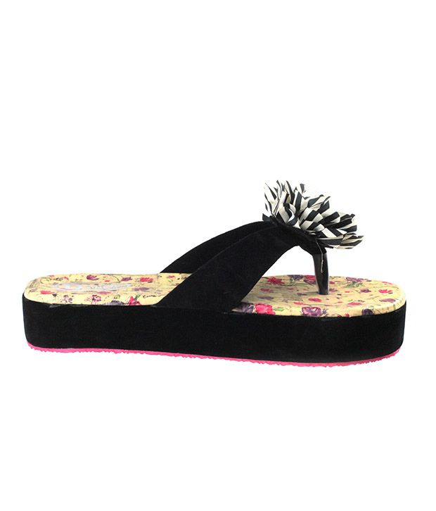 Dziner flower flip flop ladies casual wear chappal black g1 Price in ...