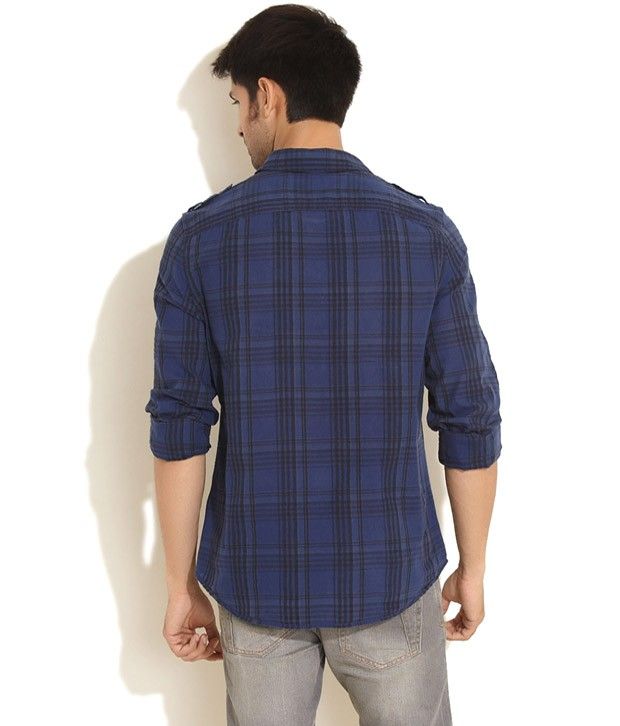 men's shirt with flap on back