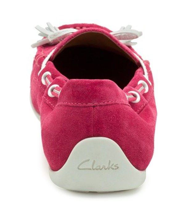clarks clearance buzz