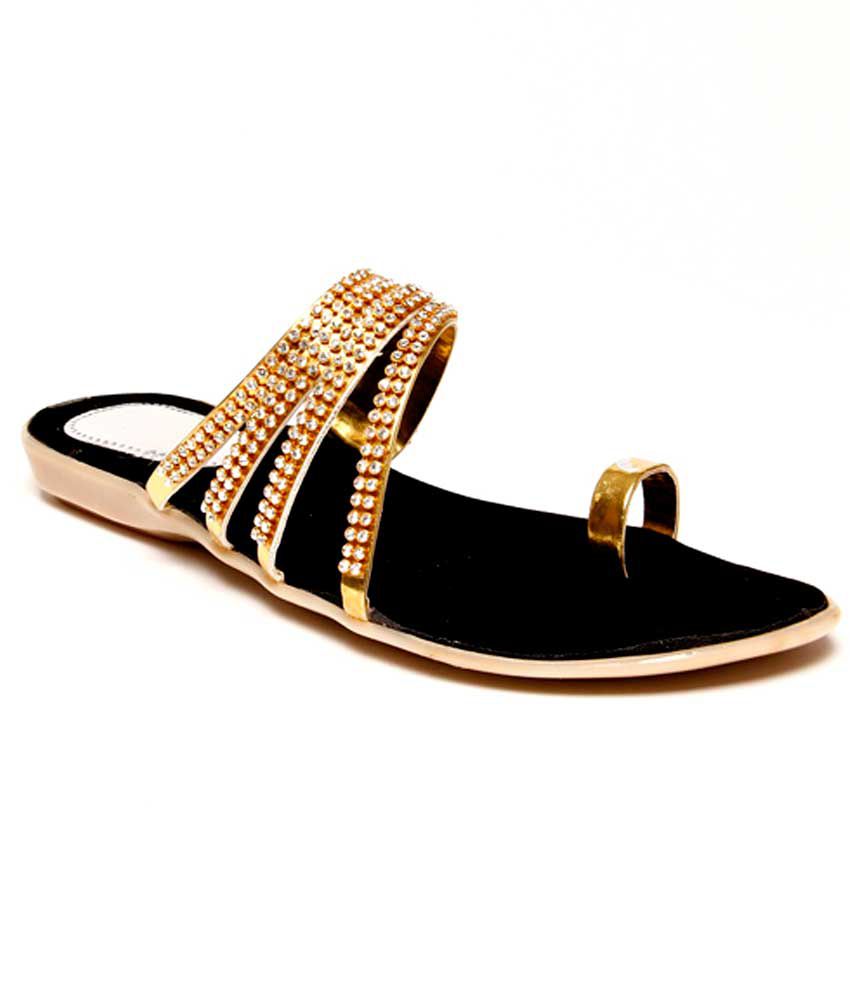 Flat Fancy Chappal Gold Price in India 