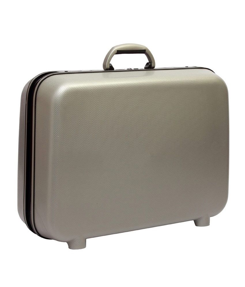 swift suitcase the range