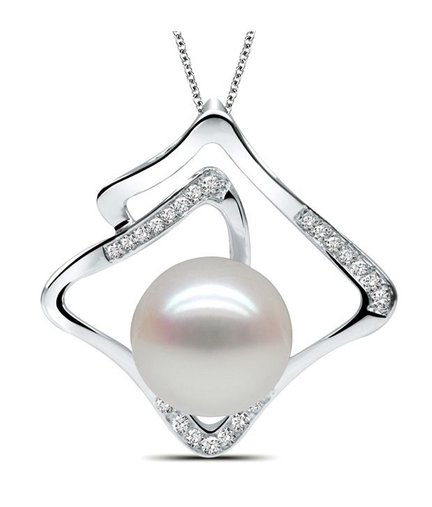 Caratlane Elegant Pearl \u0026 Diamond 