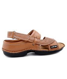 red chief sandal price