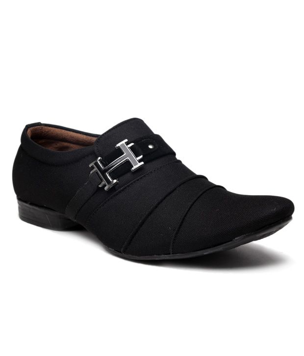 Foot 'n' Style Unruffled Black  Slip-on Shoes