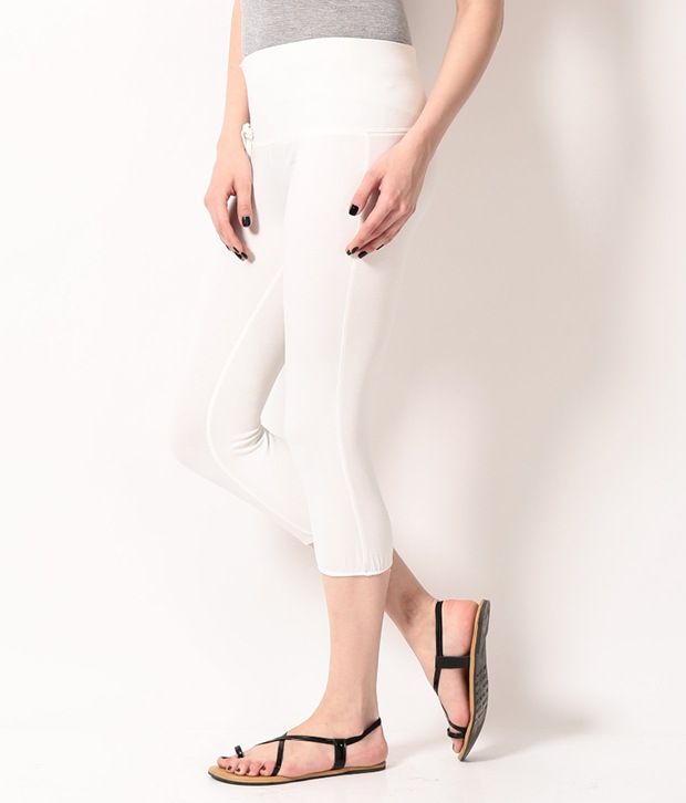 white cotton capris