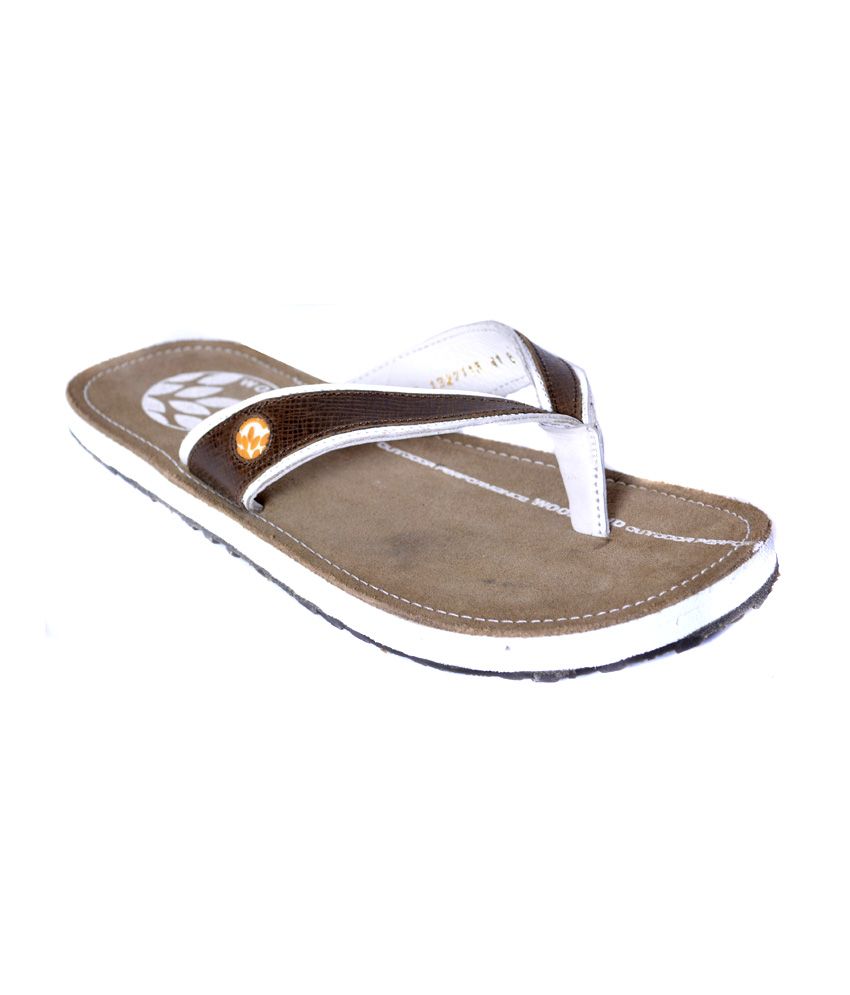 Woodland Khaki Flip Flops Art GP1327113KHK Price in India- Buy Woodland Khaki Flip Flops Art 