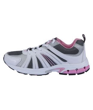 striker sports shoes