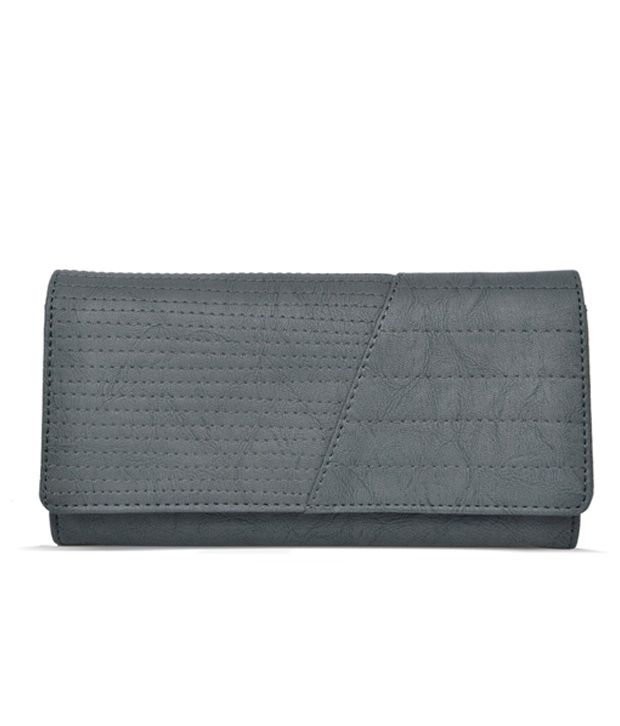 baggit mens wallet flipkart