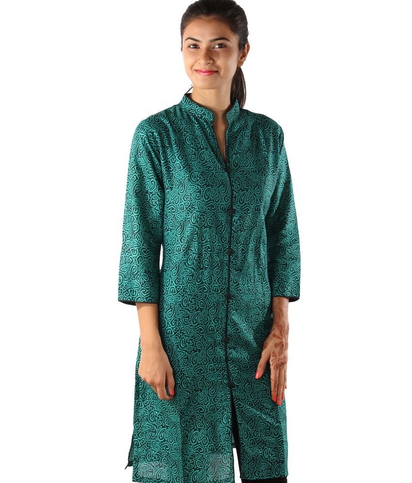 achkan style kurta female