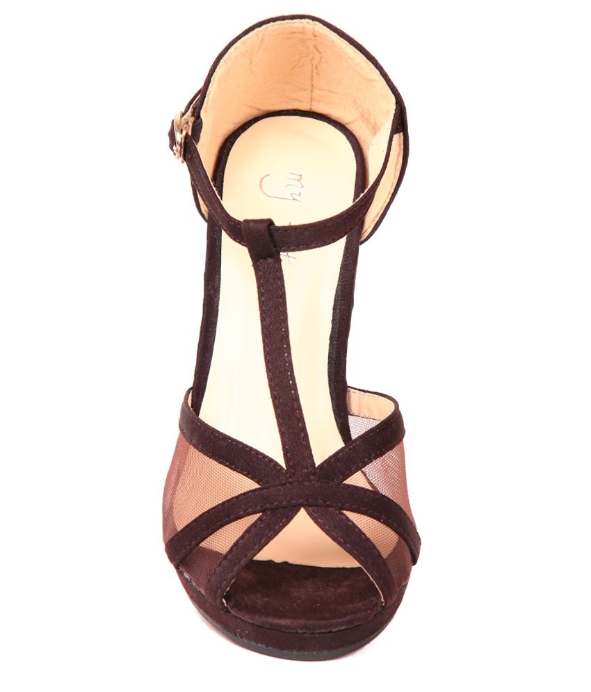 Lime Green T Strap Sandals â GABRIELLASPICK.COM