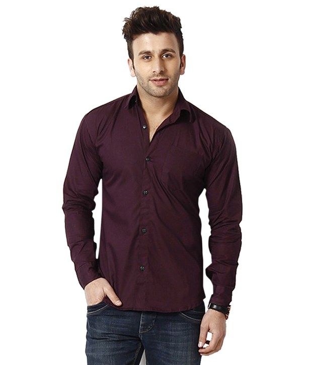 maroon shirt blue jeans