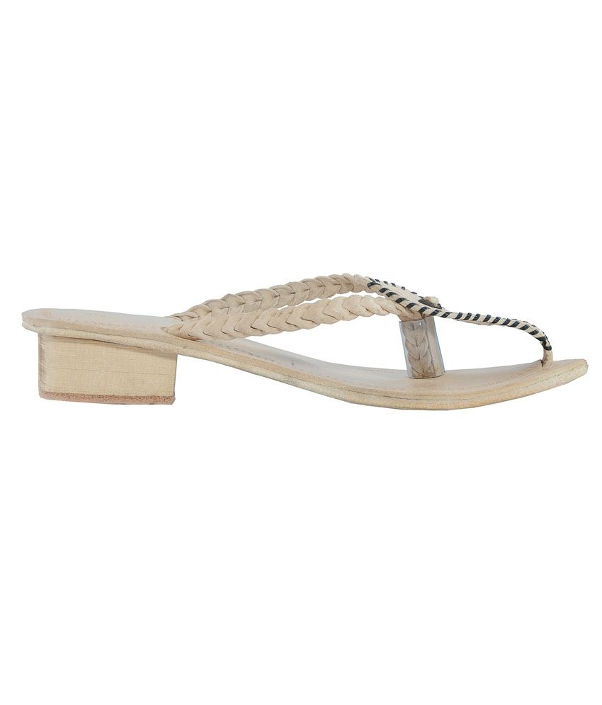 Womens Trendz Ladies Kolhapuri Chappal With Designer Belt Price in India- Buy Womens Trendz 