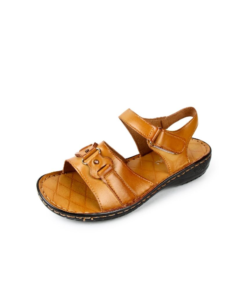 tan sandals flat uk