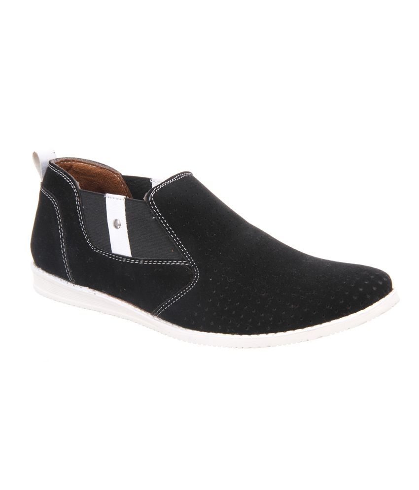 titas casual shoes