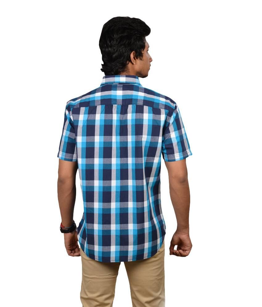 matching shirt on blue checks pant