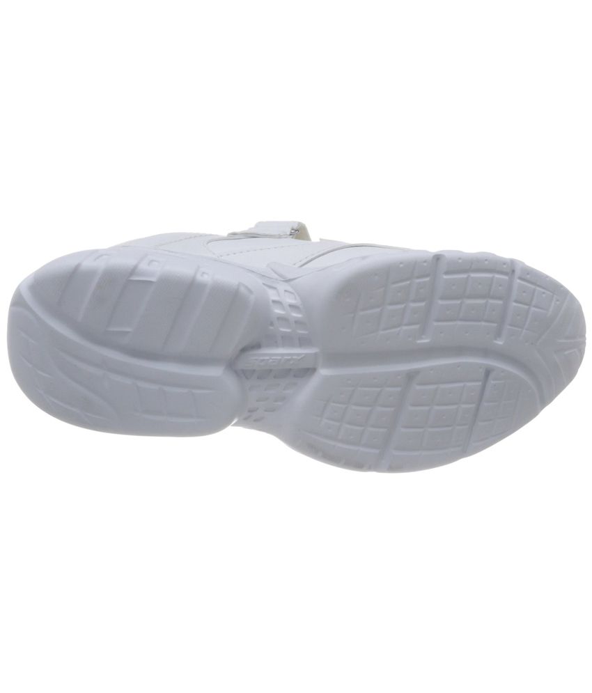 relaxo sports shoes price list