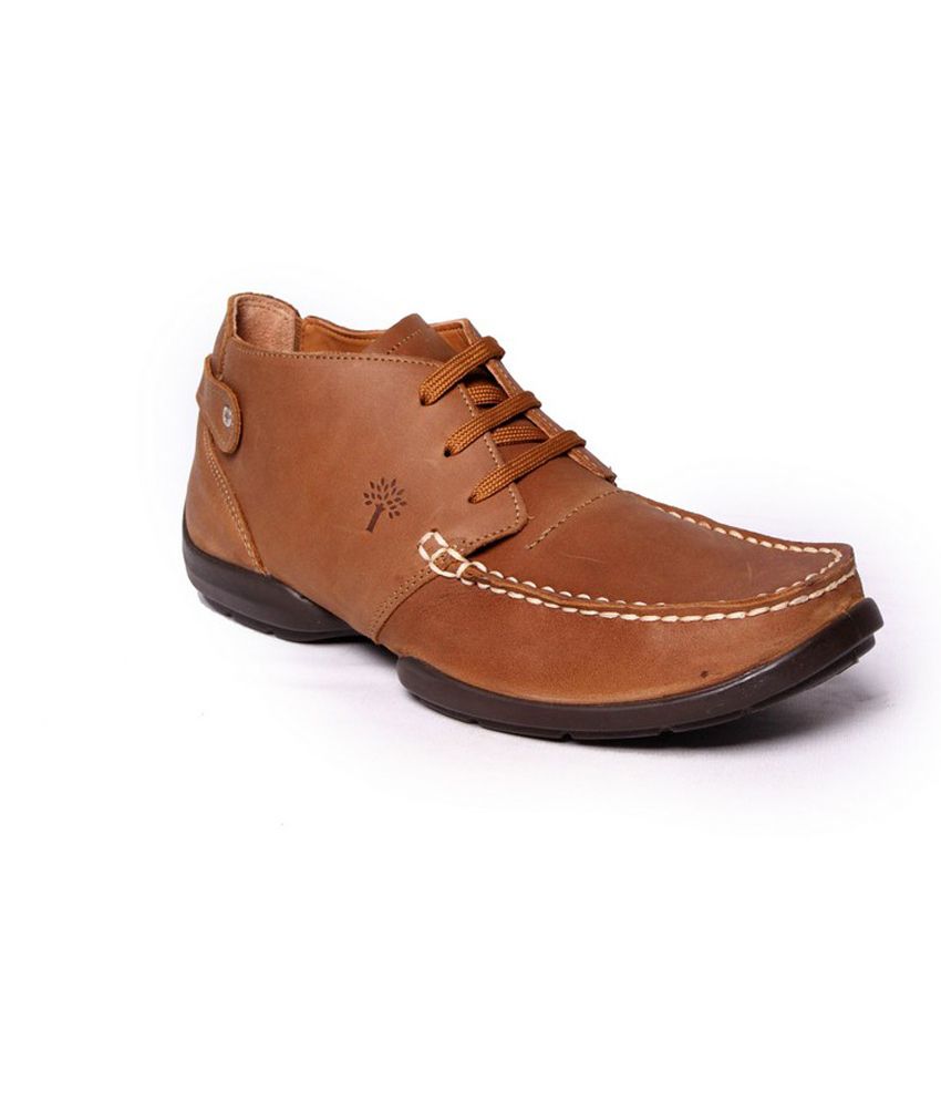 Woodland Brown Lifestyle Shoes Art MGC1042111CAM - Buy Woodland Brown ...