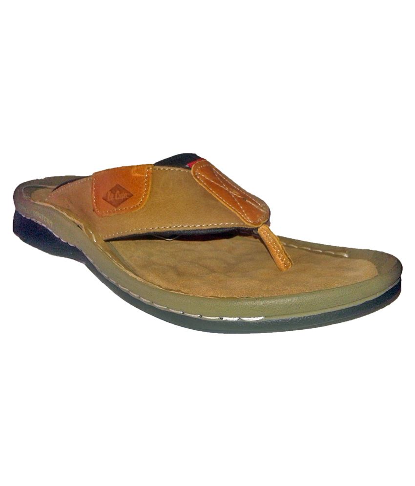 lee cooper chappal