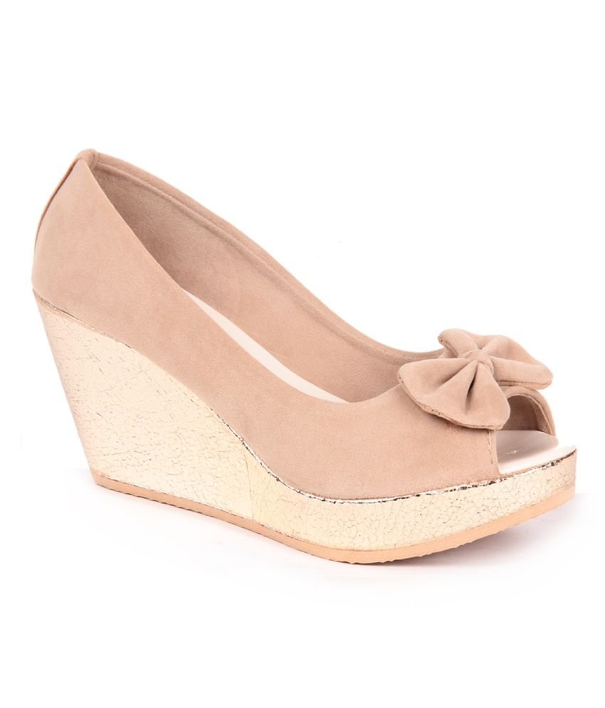 tan slip on wedges
